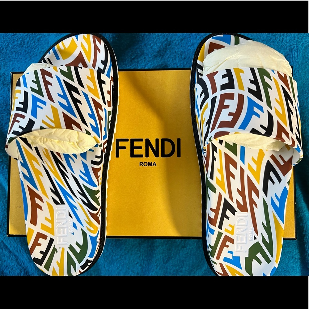COPY - Brand NEW Size 9 Fendi Slides For Men